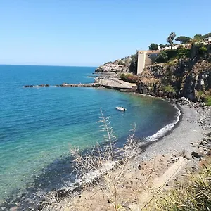 Zaghouses - Sea View In Sicily , Agnone Bagni Włochy